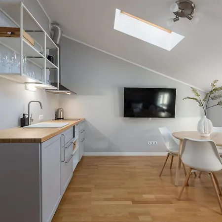 アパート Cozy Top-floor In Centre *