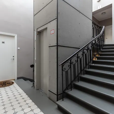 Cozy Top-floor In Centre アパート *