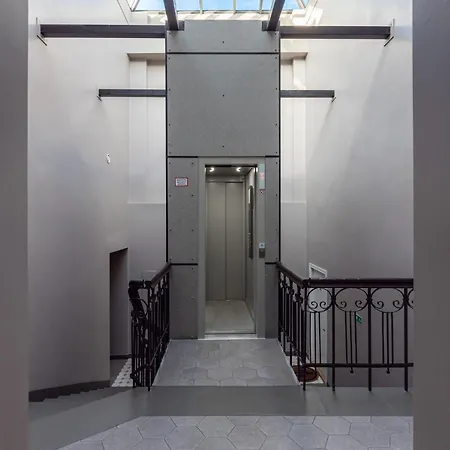 Cozy Top-floor In Centre Апартаменты Рига