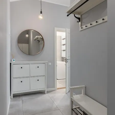 Cozy Top-floor In Centre *