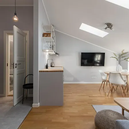 Cozy Top-floor In Centre Lejlighed *